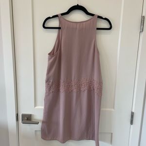 Leith dusty rose shift tank dress with crocheted detail. Size medium